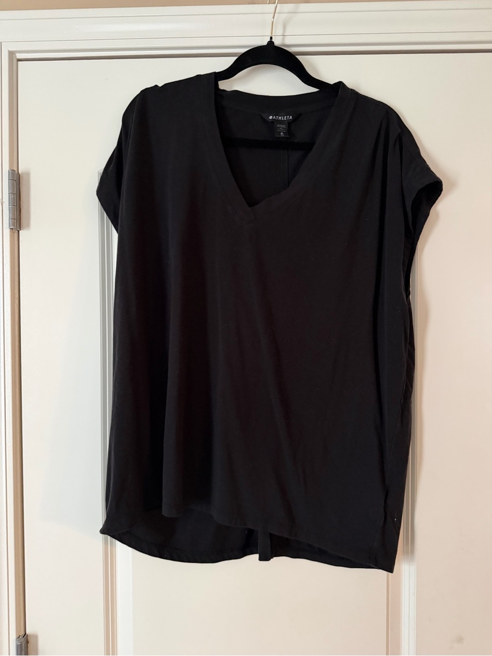Athleta Black V‑Neck Relaxed Short Sleeve Top